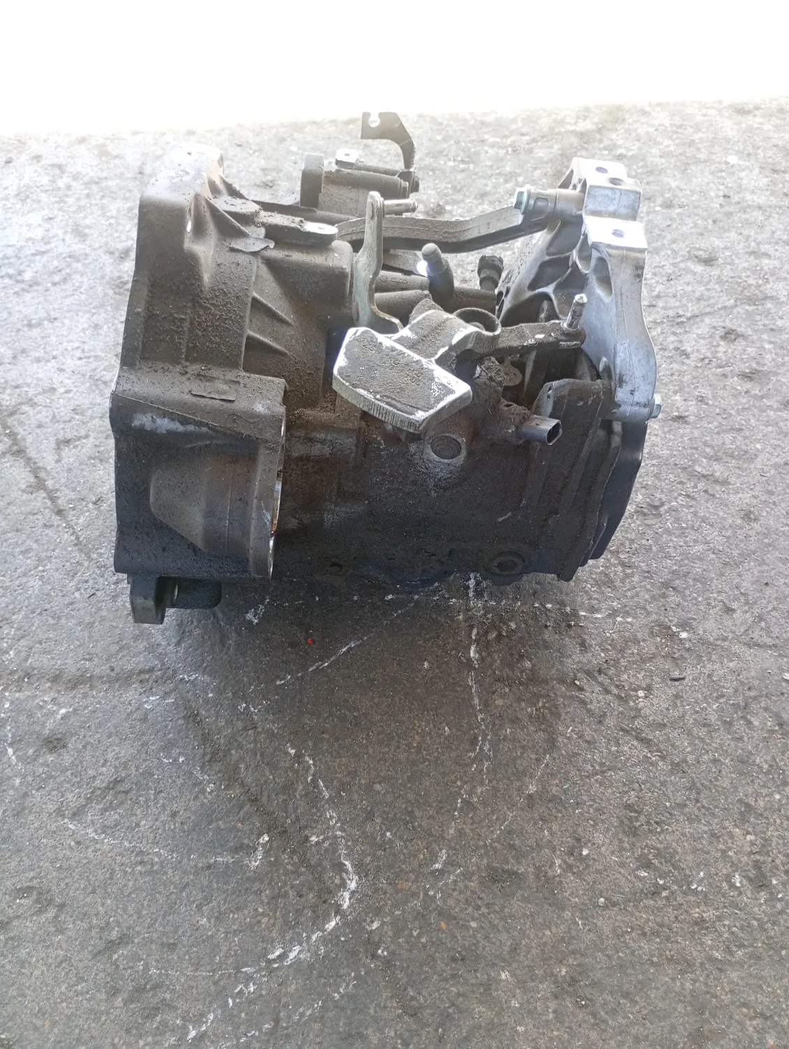 Cambio completo Volkswagen Caddy (2004 – 2010) 1.9 55 KW diesel 0A4300045G BSU