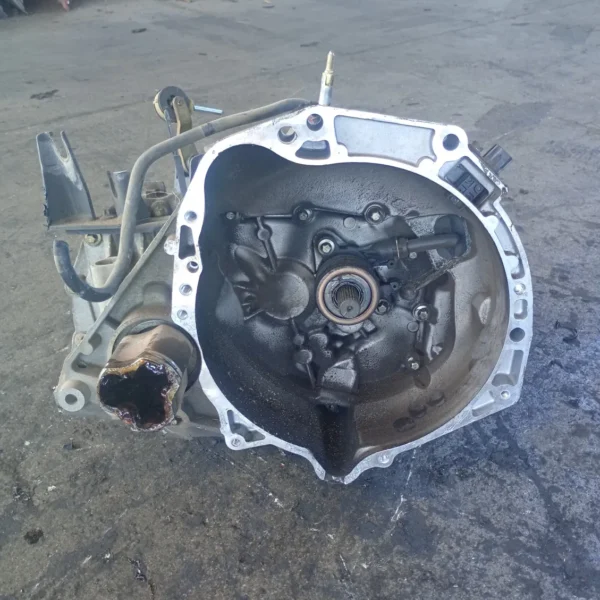 Cambio completo Nissan Micra (2002 – 2006) 1.0 48 KW benzina 32010AX601 CR10