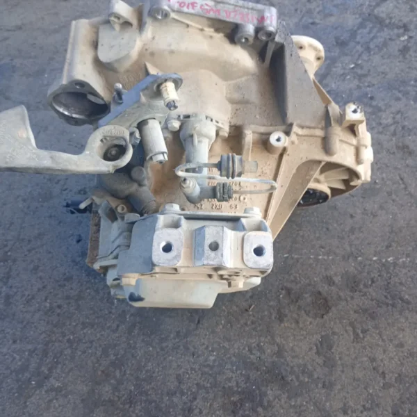 Cambio completo Volkswagen Golf Variant (2007 – 2010) 1.6 75 KW benzina 0AF300042H BSE