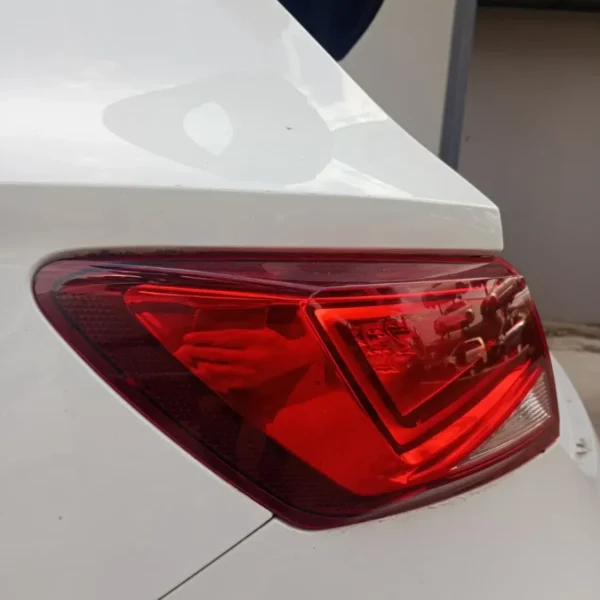 Faro posteriore est. sinistro Seat Leon (2012 – 2017) 1.6 77 KW diesel 5F0945207E CLH