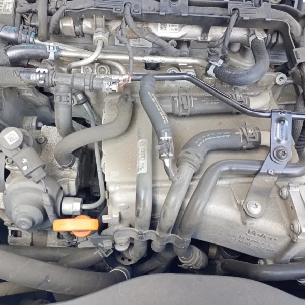 Motore completo Seat Leon (2012 – 2017) 1.6 77 KW diesel CLH