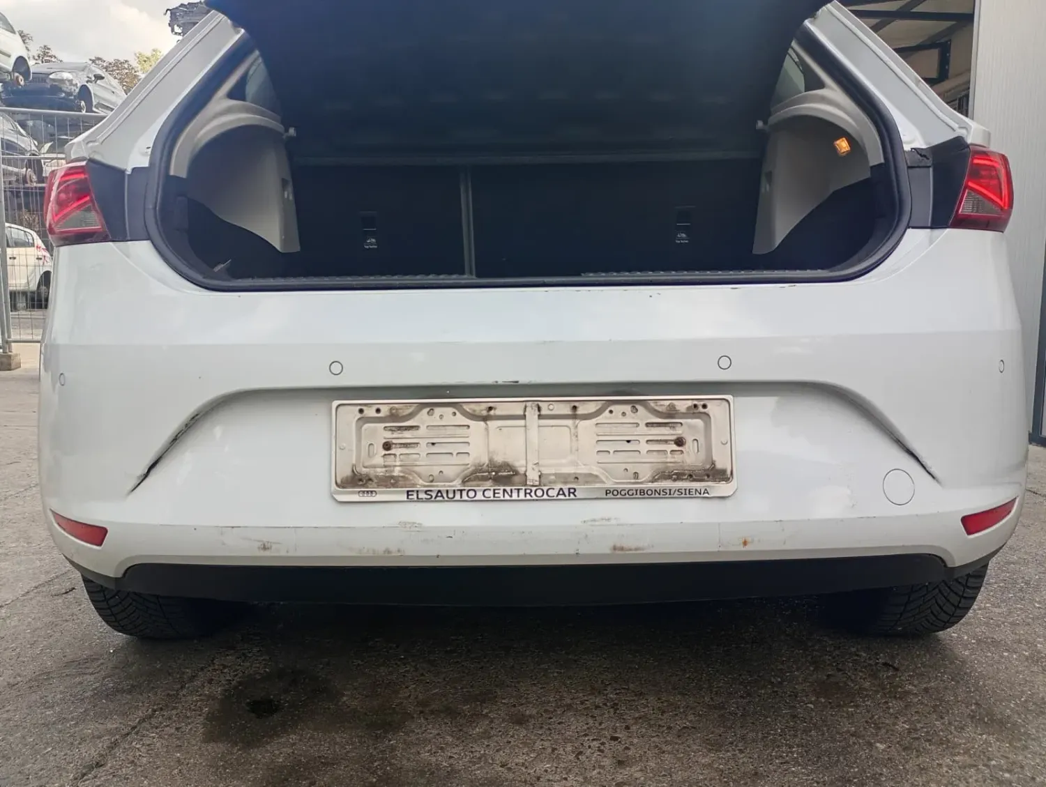 Paraurti posteriore Seat Leon (2012 – 2017) 1.6 77 KW diesel 5F0807421CGRU CLH
