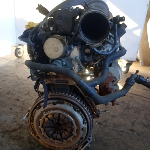 Motore completo Dacia Duster (2013 – 2018) 1.5 80 KW diesel K9K R8