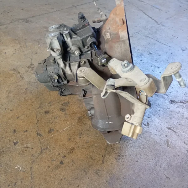 Cambio completo Opel Meriva (2003 – 2010) 1.3 55 KW diesel 55565135 Z13DTJ