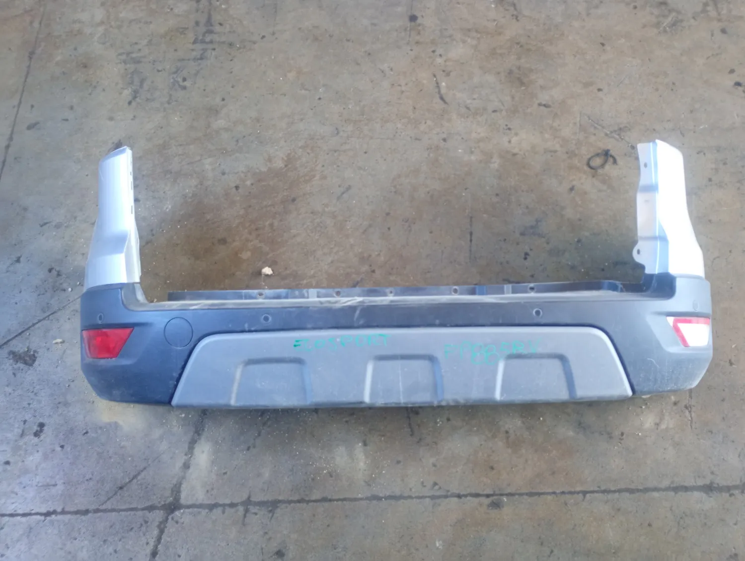 Paraurti posteriore Ford Ecosport (2017 – 2023) 1.5 73 KW diesel 2251044 Z2JA