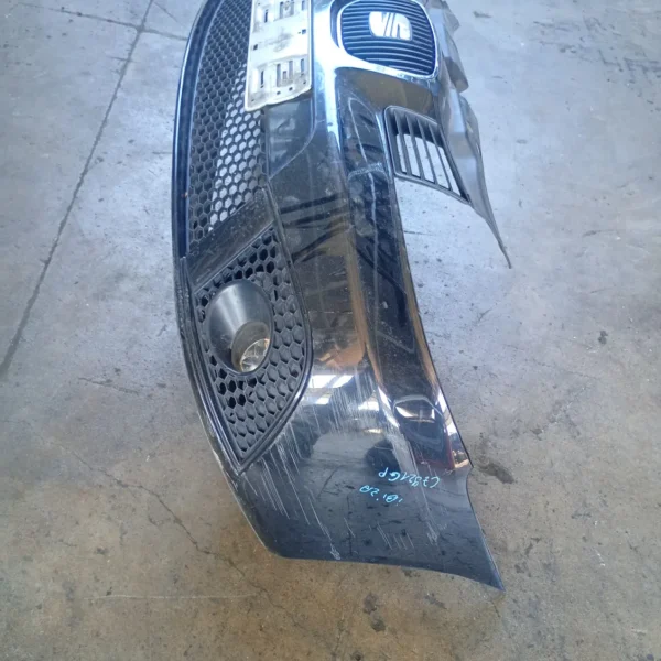 Paraurti anteriore Seat Ibiza (2001 – 2009) 1.9 74 KW diesel 6L6807217LGRU AXR