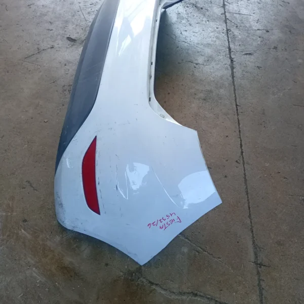 Paraurti posteriore Ford Fiesta (2008 – 2013) 1.4 50 KW diesel 1730685 F6JD