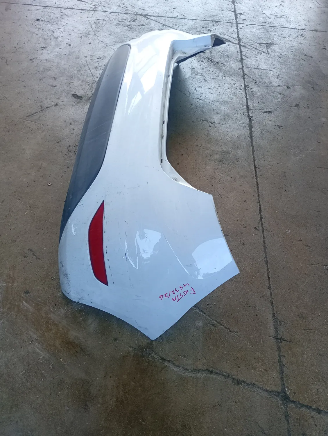 Paraurti posteriore Ford Fiesta (2008 – 2013) 1.4 50 KW diesel 1730685 F6JD