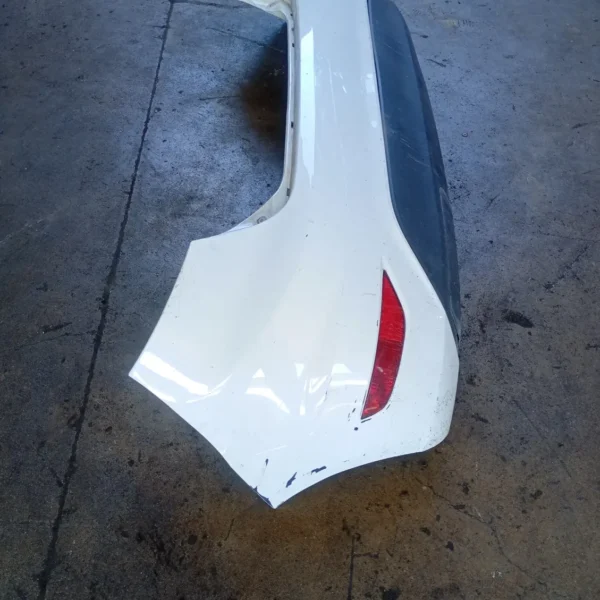 Paraurti posteriore Ford Fiesta (2008 – 2013) 1.4 50 KW diesel 1730685 F6JD