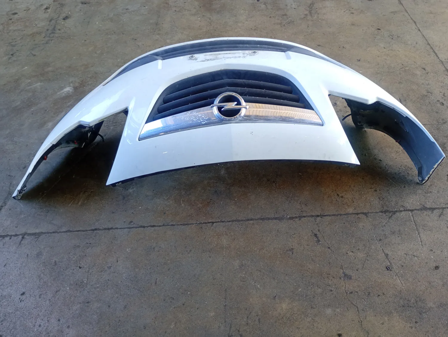 Paraurti anteriore Opel Meriva (2010 – oggi) 1.4 74 KW benzina 93168449 A14XER
