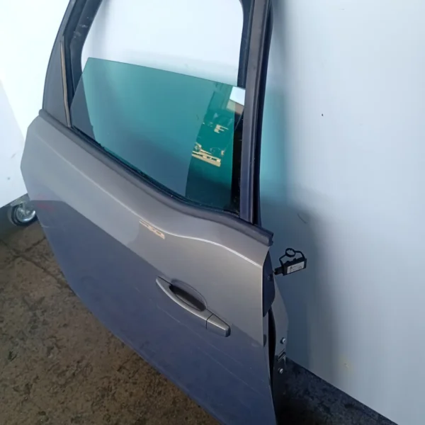 Porta posteriore destra Opel Meriva (2010 – oggi) 1.4 74 KW benzina 13424212 A14XER