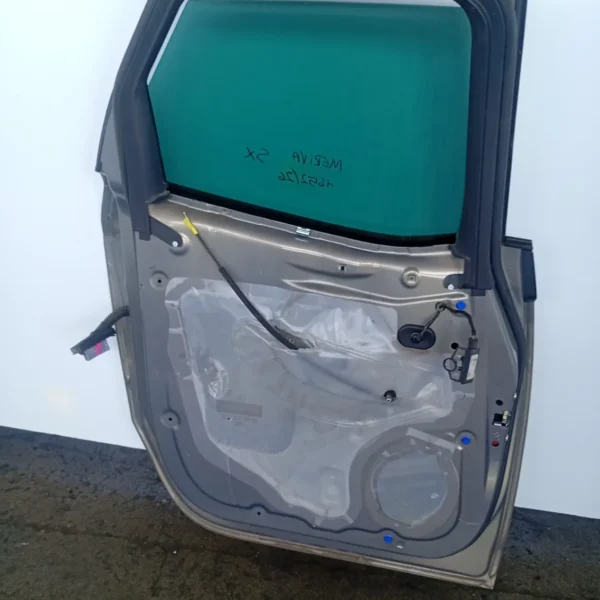 Porta posteriore sinistra Opel Meriva (2010 – oggi) 1.4 74 KW benzina 13424211 A14XER