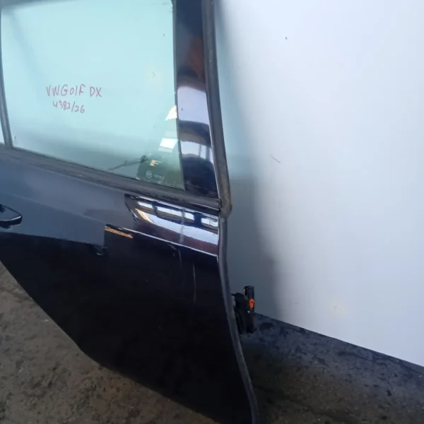 Porta posteriore destra Volkswagen Golf (2008 – oggi) 1.4 90 KW benzina 5K6833056K CAX