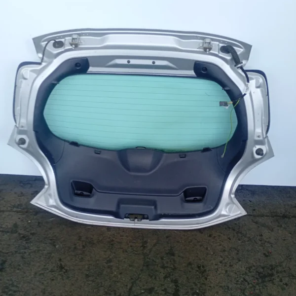 Portellone post. Peugeot 208 (2012 – 2015) 1.4 50 KW diesel 9810682180 8H01