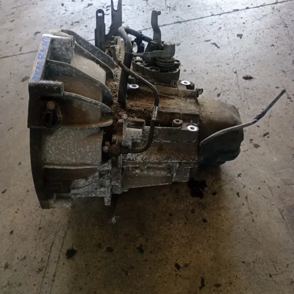 Cambio completo Nissan Micra (2005 – oggi) 1.4 65 KW benzina 32010AX606 CR14