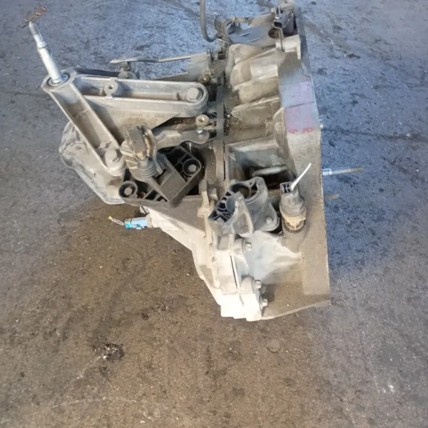 Cambio completo Dacia Duster (2010 – 2013) 1.6 77 KW benzina K4M F6