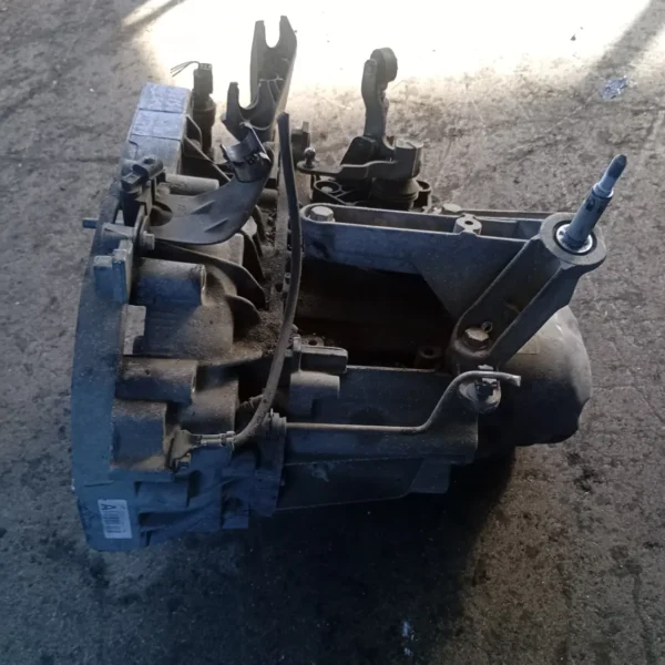 Cambio completo Dacia Duster (2010 – 2013) 1.6 77 KW benzina K4M F6