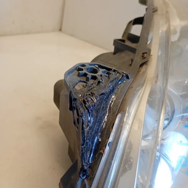 Faro ant. sinistro Peugeot 3008 (2009 – 2013) 84 KW 6208N9 9H05