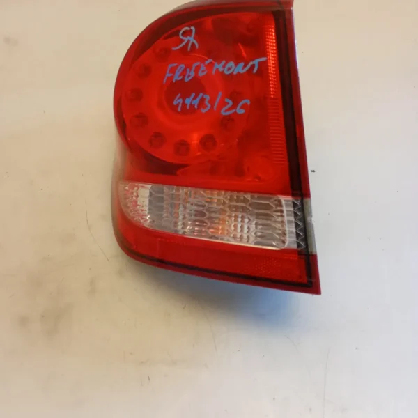 Faro posteriore est. sinistro Fiat Freemont (2011 – oggi) 2.0 103 KW diesel K68078481AD 939B5000