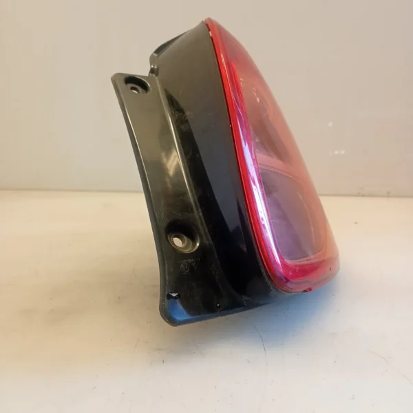Faro posteriore destro Fiat Sedici 4×4 (2006 – 2011) 1.6 79 KW benzina 71742458 M16A