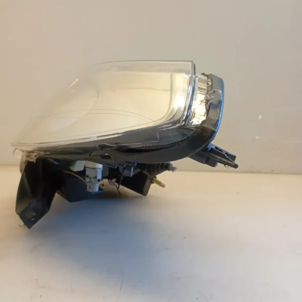 Faro ant. sinistro Dacia Sandero (2008 – 2013) 1.4 55 KW 8200733878 K7J A7