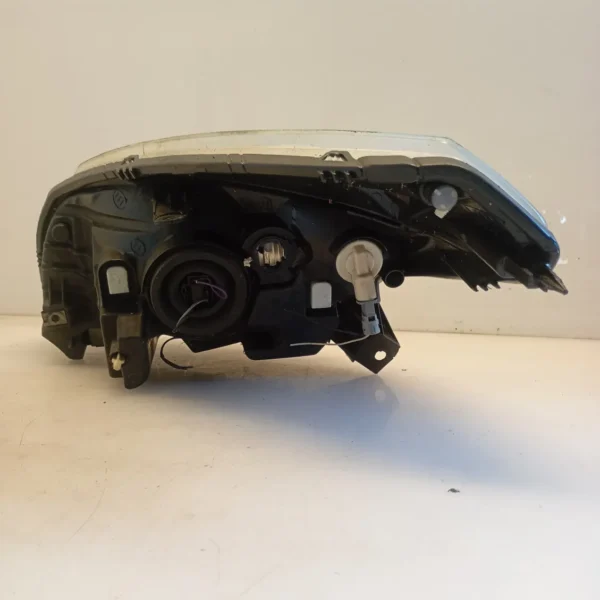 Faro ant. destro Dacia Sandero (2008 – 2013) 1.4 55 KW 8200733877 K7J A7