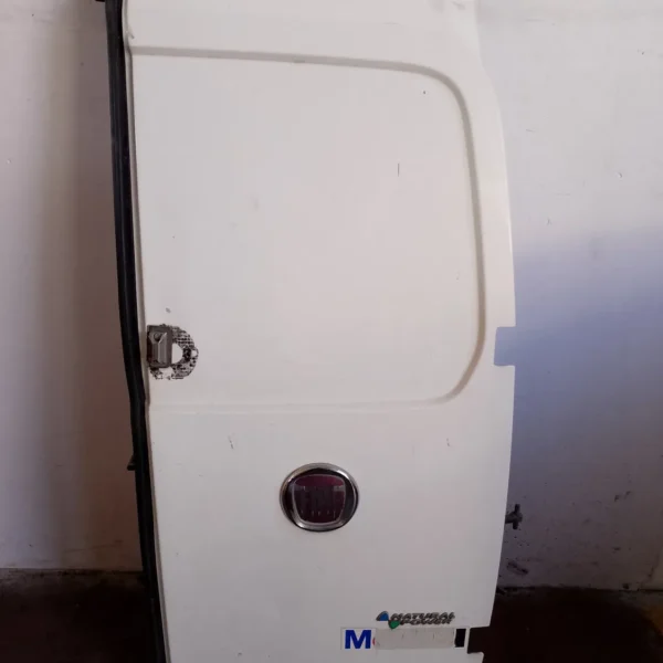 Battente post. destro Fiat Fiorino (2007 – 2016) 1.4 57 KW benzina/metano 1393311080 350A1000