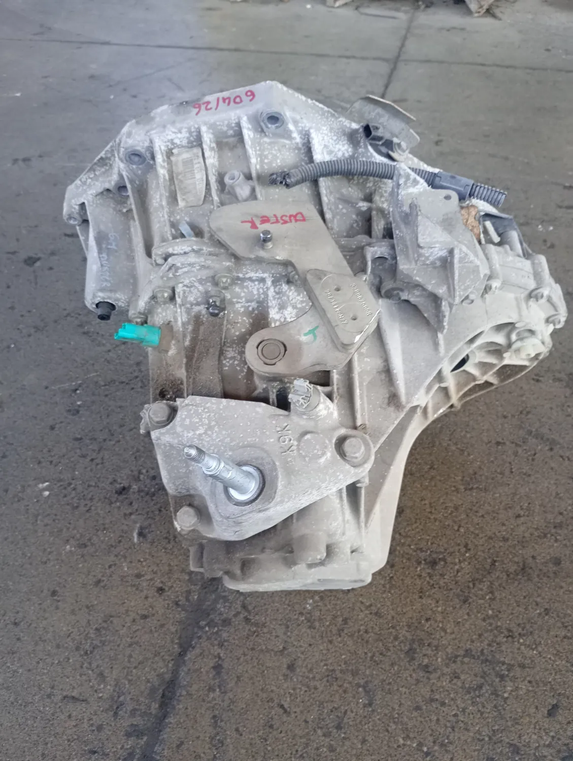 Cambio completo Dacia Duster (2013 – 2018) 1.5 80 KW diesel 320105644R K9K R8