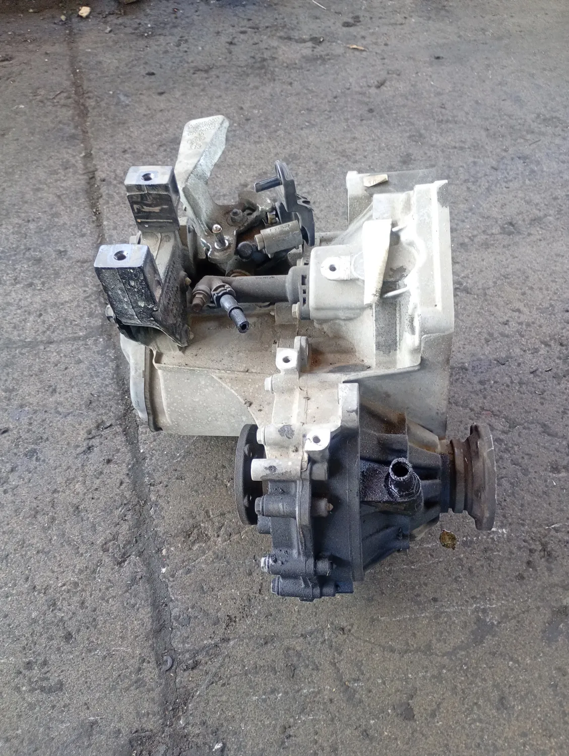 Cambio-5 marce Volkswagen Polo (2009 – 2014) 1.6 66 KW diesel CAY