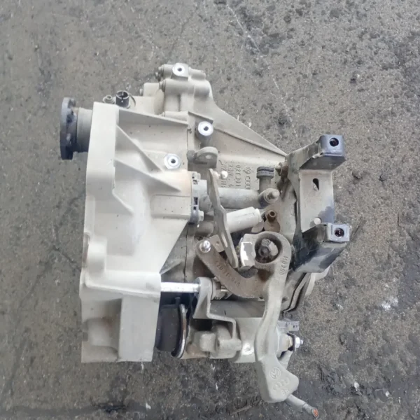 Cambio completo Volkswagen Fox (2005 – 2011) 1.4 55 KW benzina 02T300043L BKR