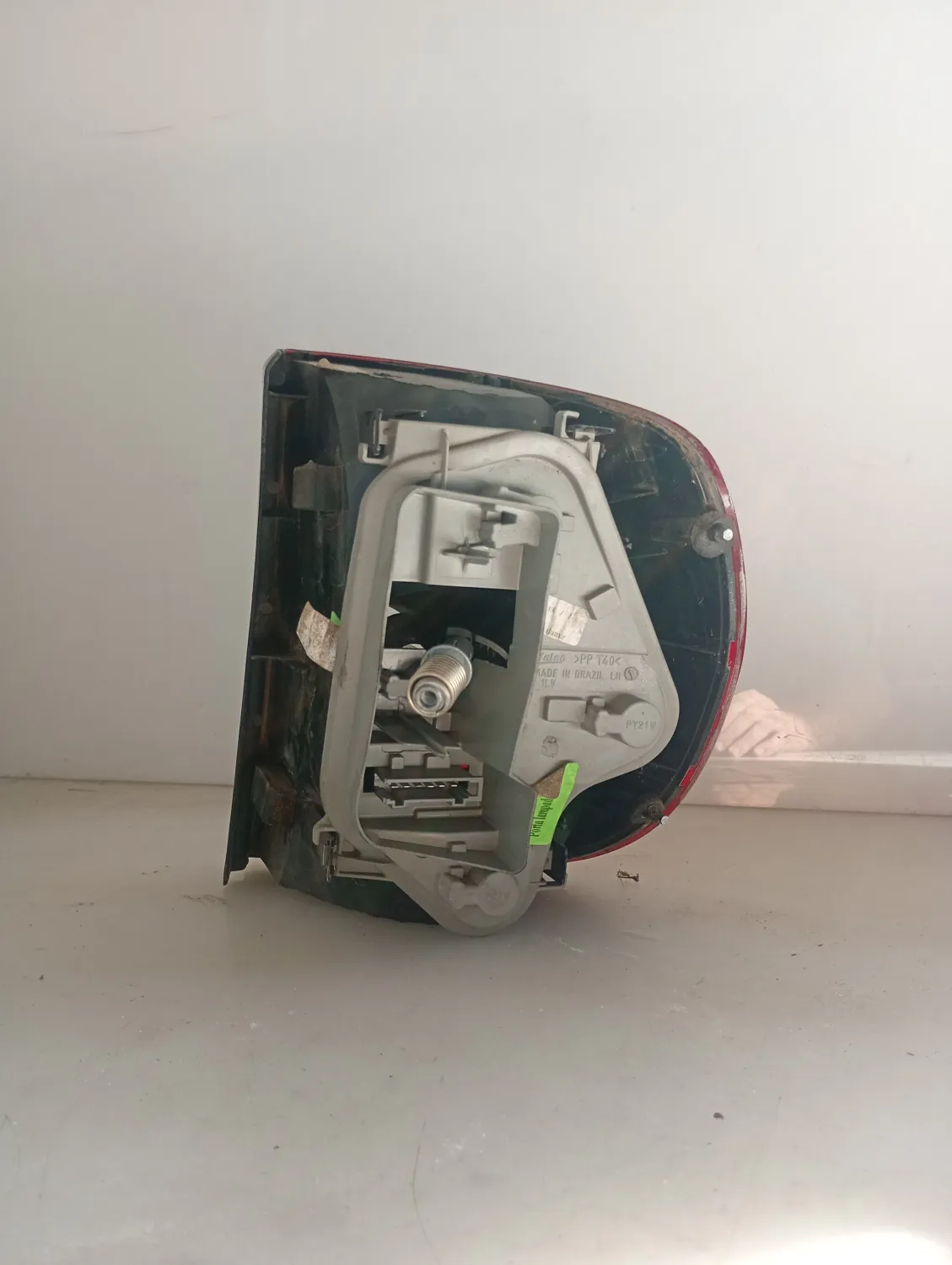 Faro posteriore sinistro Volkswagen Fox (2005 – 2011) 1.4 55 KW benzina 5Z0945111A BKR