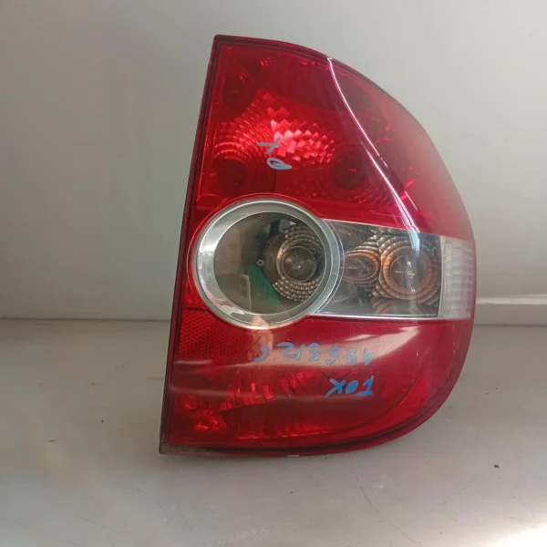 Faro posteriore destro Volkswagen Fox (2005 – 2011) 1.4 55 KW benzina 5Z0945112 BKR