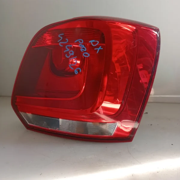 Faro posteriore destro Volkswagen Polo (2009 – 2014) 1.6 66 KW diesel 6R0945096AH CAY