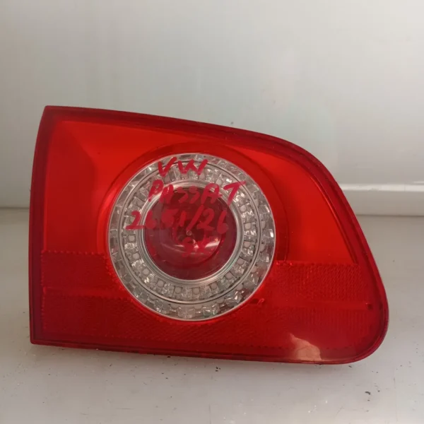 Faro posteriore int. sinistro Volkswagen Passat (2005 – 2010) 2.0 103 KW diesel 3C9945093 BMP