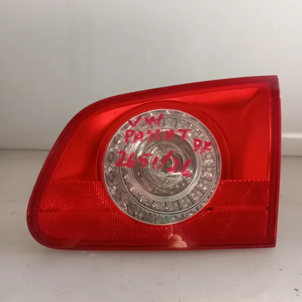 Faro posteriore int. destro Volkswagen Passat (2005 – 2010) 2.0 103 KW diesel 3C9945094 BMP