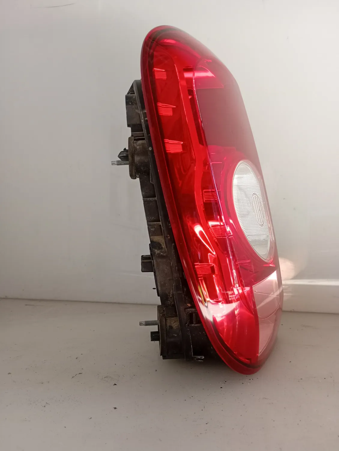 Faro posteriore sinistro Dacia Duster (2010 – 2013) 1.6 77 KW benzina 265550035R K4M H6