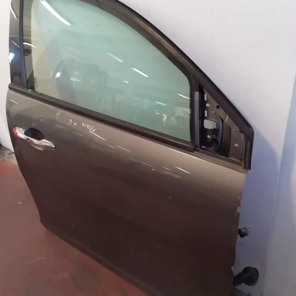 Porta anteriore destra Lancia Ypsilon (2018 – 2021) 1.2 51 KW 52121645 169A4000