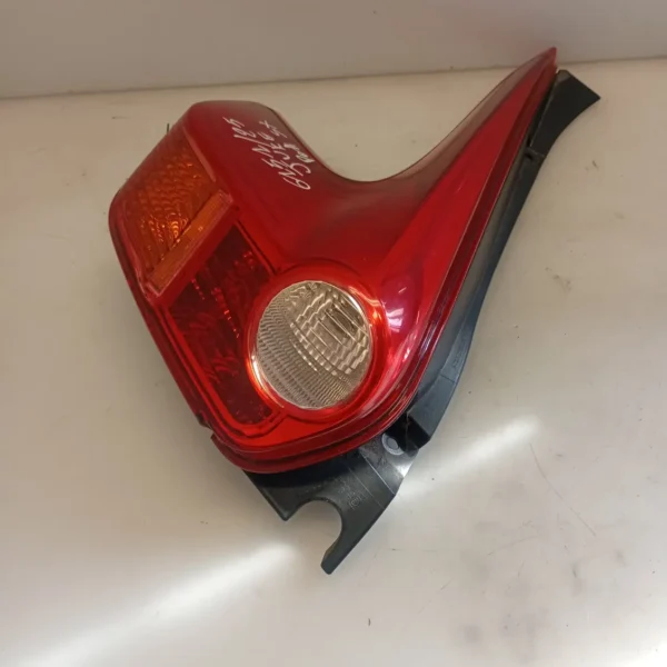 Faro posteriore sinistro Nissan Juke (2010 – 2018) 1.5 81 KW diesel 265551KA0B K9K