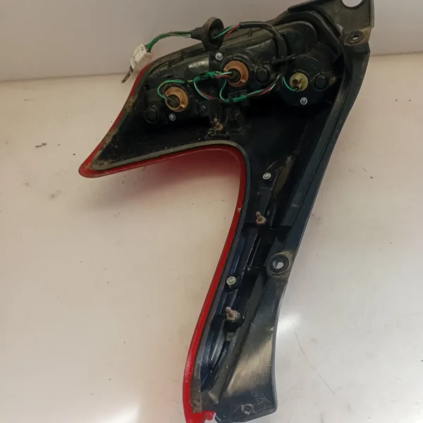 Faro posteriore sinistro Nissan Juke (2010 – 2018) 1.5 81 KW diesel 265551KA0B K9K