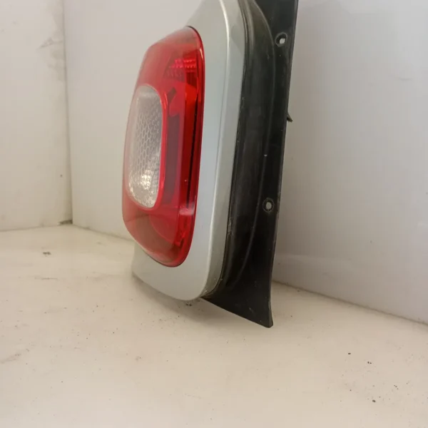 Faro posteriore sinistro Smart Fortwo (2014 – 2020) 1.0 52 KW benzina A4539063100 H4D