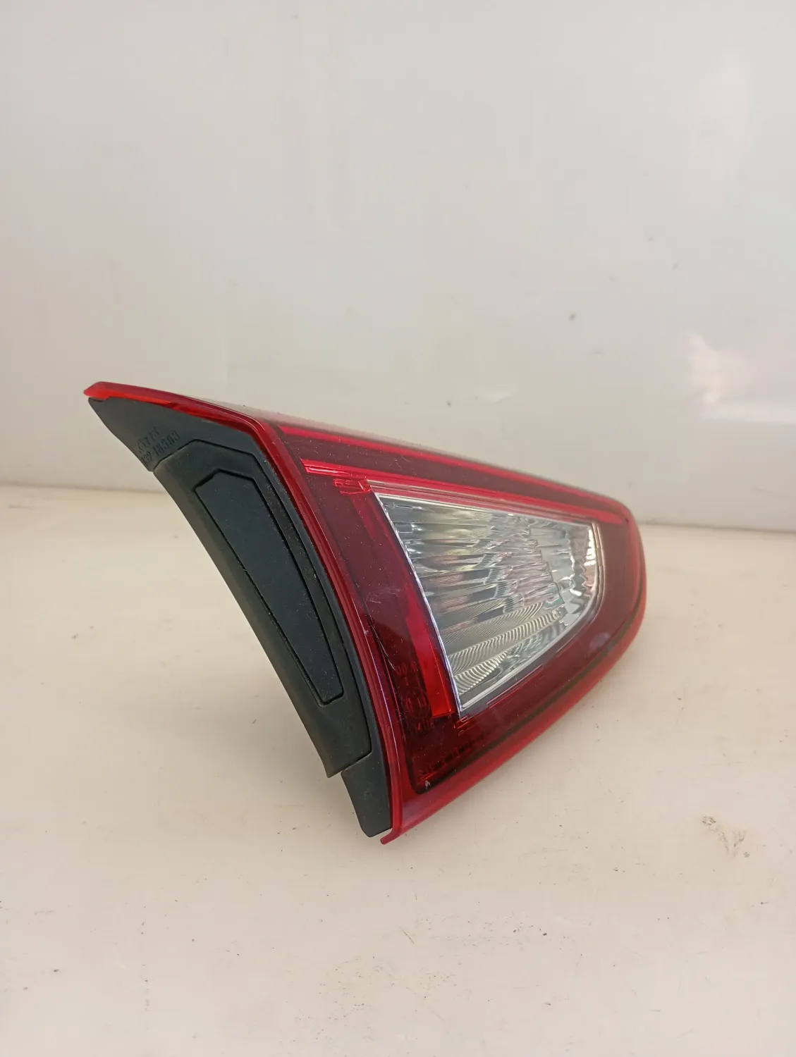 Faro posteriore int. sinistro Mazda Mazda 2 3a Serie (2014 – 2020) 1.5 77 KW diesel DB5J513G0B S5