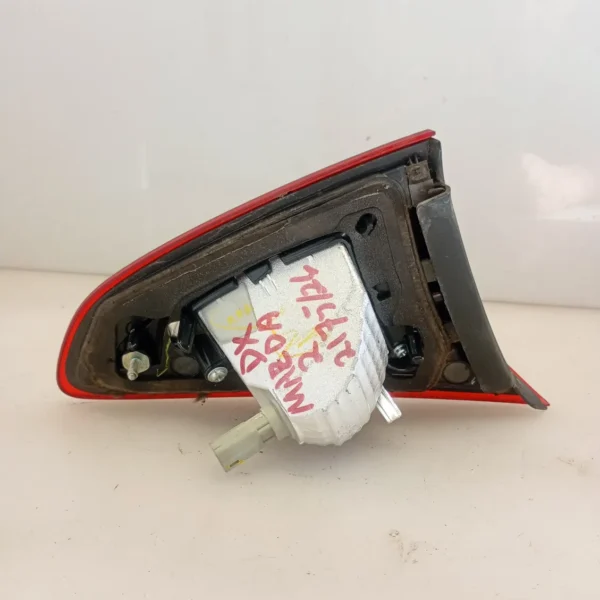Faro posteriore int. destro Mazda Mazda 2 3a Serie (2014 – 2020) 1.5 77 KW diesel DB5J513F0B S5