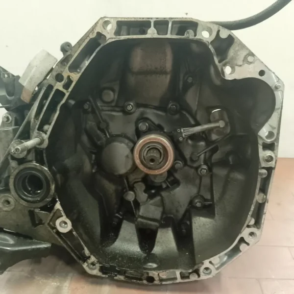 Cambio completo Renault Clio 4a Serie (2012 – 2016) 1.5 66 KW diesel 320102623R K9K C6