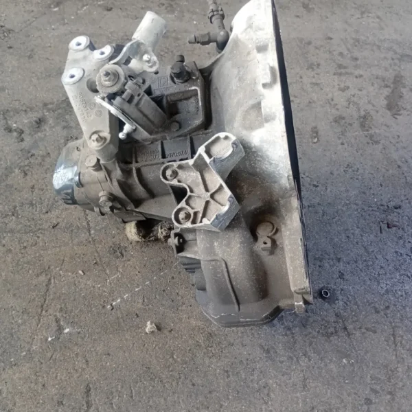 Cambio completo Opel Meriva (2010 – oggi) 1.4 74 KW benzina 55566442 A14XER