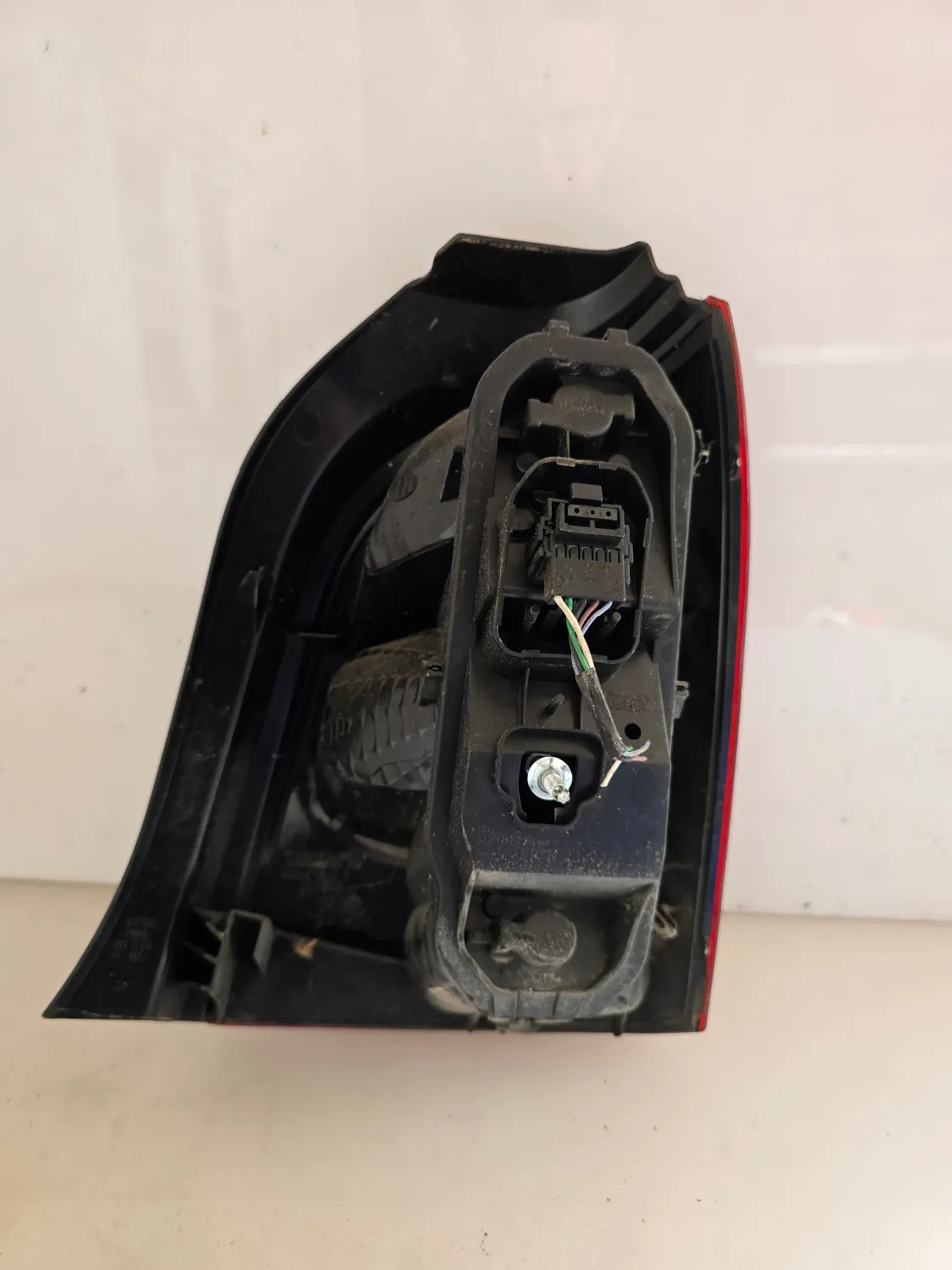 Faro posteriore sinistro Renault Twingo 2a Serie (2007 – 2012) 1.1 56 KW benzina 8200387888 D4F J7