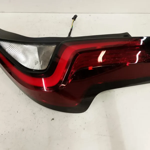 Faro posteriore destro Toyota Aygo X (2022 – oggi) 1.0 53 KW benzina 815510H180 1KR