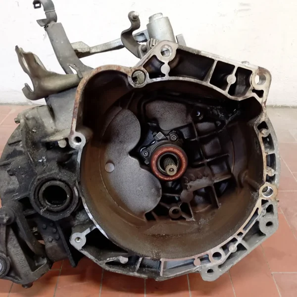 Cambio-6 marce Opel Corsa (2011 – 2015) 1.3 70 KW diesel A13DTR