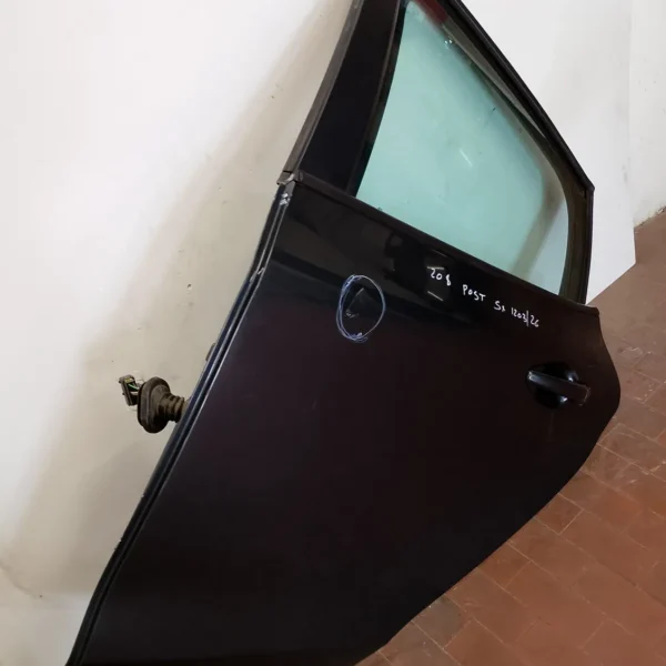 Porta posteriore sinistra Peugeot 208 (2015 – 2020) 1.2 60 KW benzina 9671907580 HM01