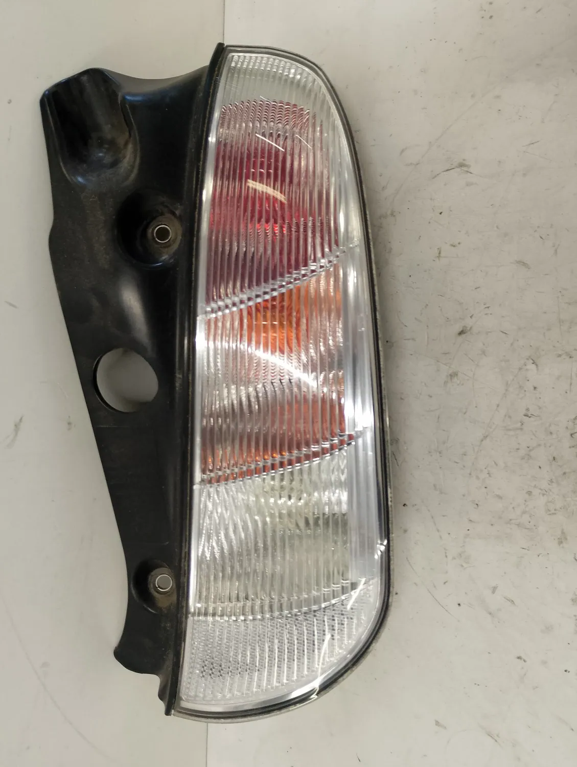 Faro posteriore destro Lancia Ypsilon (2008 – 2013) 1.2 51 KW benzina 51786657 169A4000