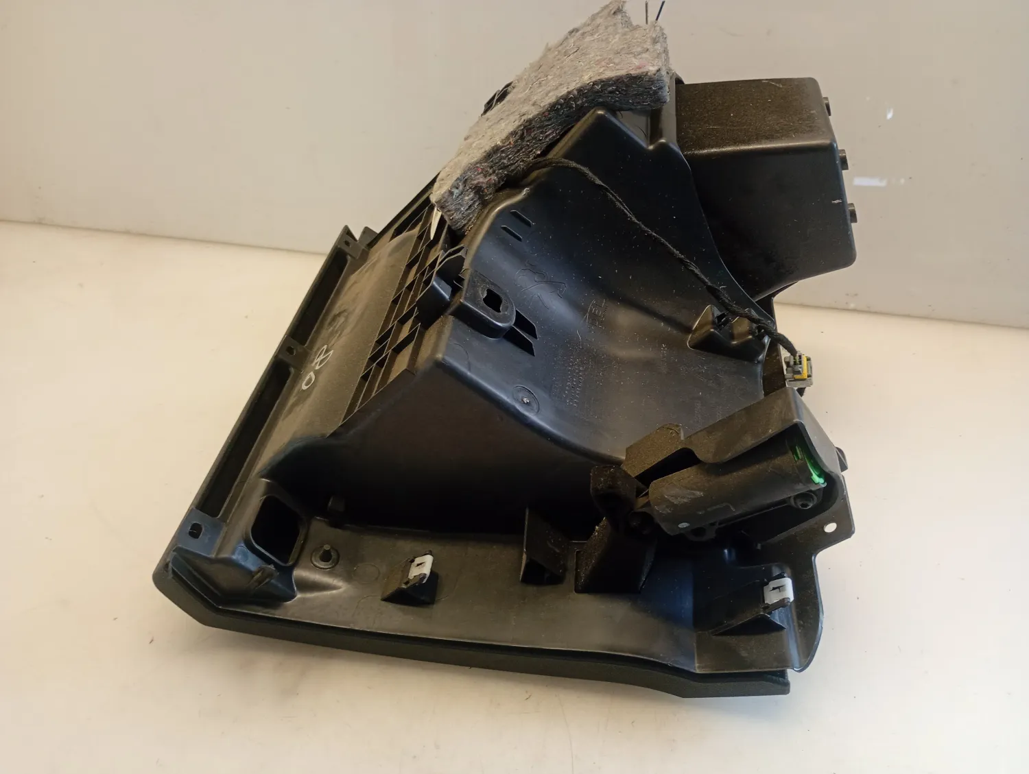 Portaoggetti cruscotto Peugeot 3008 (2016 – 2021) 1.5 96 KW diesel 16180684ZD YH01
